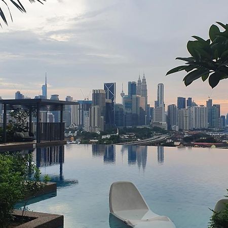 Studio Near Klcc And Lrt With Superb View クアラルンプール エクステリア 写真
